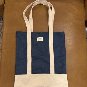 Octobre Canvas Tote
